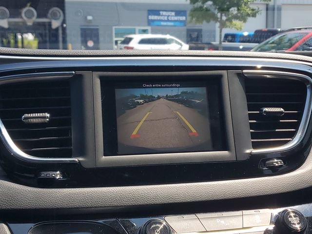 Certified 2020 Chrysler Pacifica Touring-L w/ S Appearance Package FWD image 28
