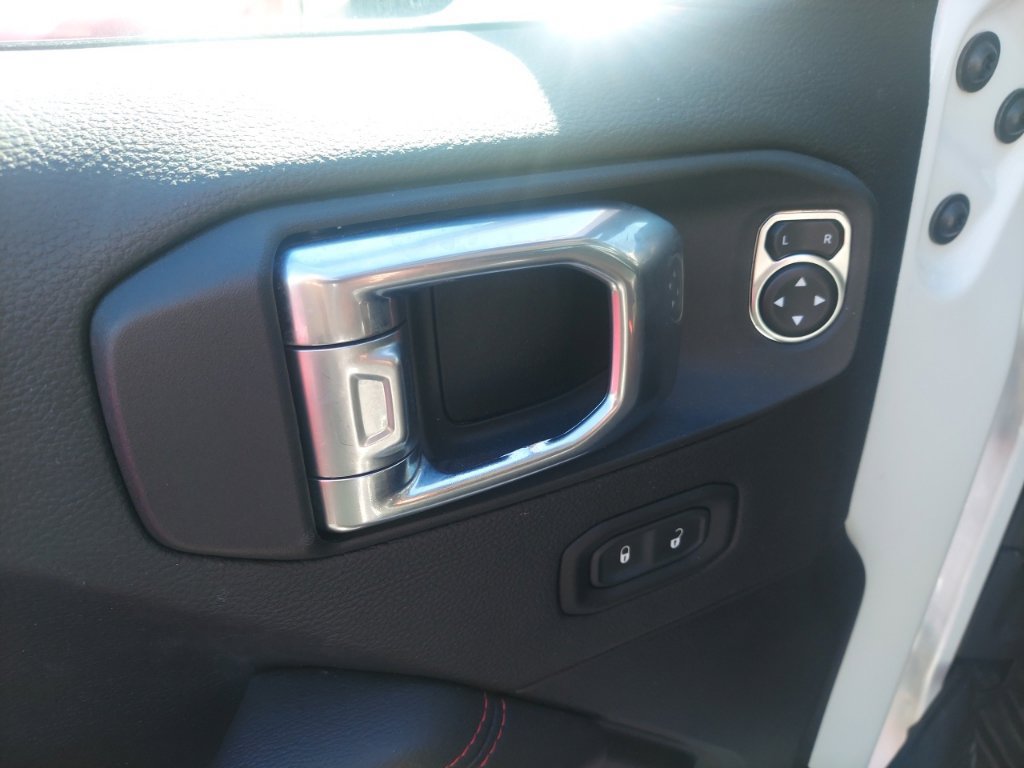 Used 2021 Jeep Wrangler Unlimited Rubicon AWD/4WD image 14