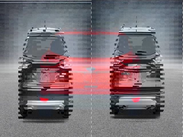 Used 2016 Ford Escape SE w/ Equipment Group 201A image 4