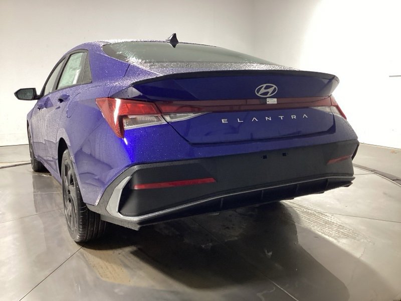 New 2026 Hyundai Elantra Sport w/ Cargo Package image 5