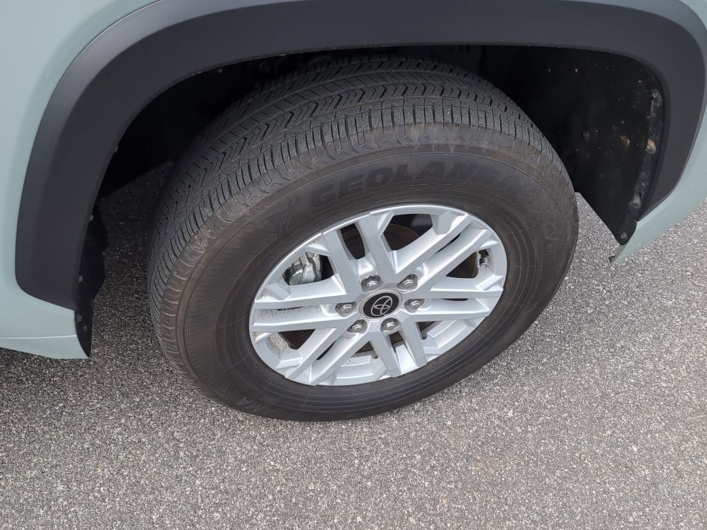 Used 2024 Toyota Tundra SR5 w/ SR5 Convenience Package image 9