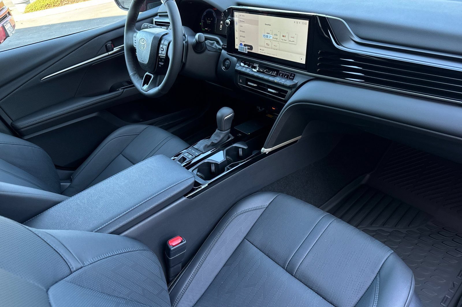 New 2026 Toyota Camry XSE FWD image 17