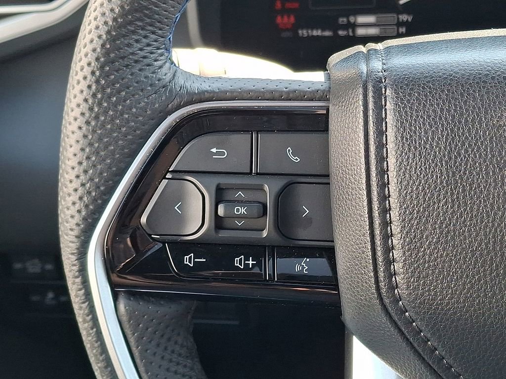 Used 2023 Toyota Tundra Platinum AWD/4WD image 21