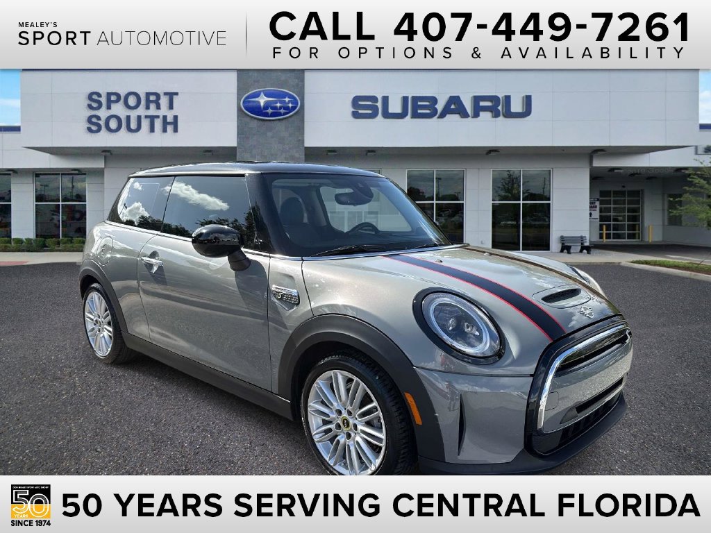 Used 2022 MINI Cooper SE FWD image 1
