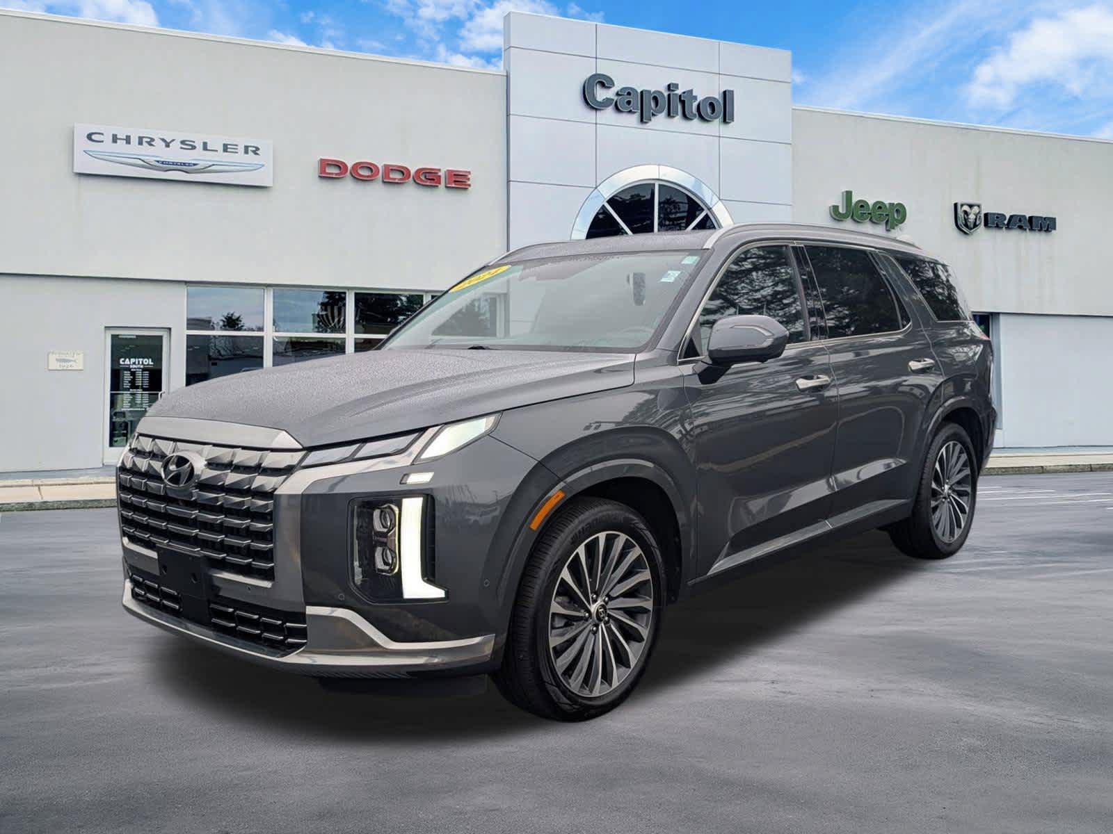 Used 2024 Hyundai Palisade Calligraphy AWD/4WD image 7