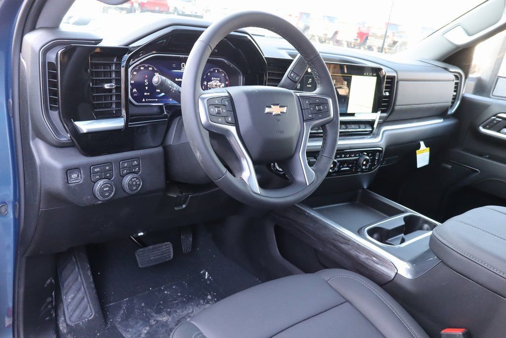 New 2026 Chevrolet Silverado 3500 LTZ w/ LTZ Convenience Package image 6