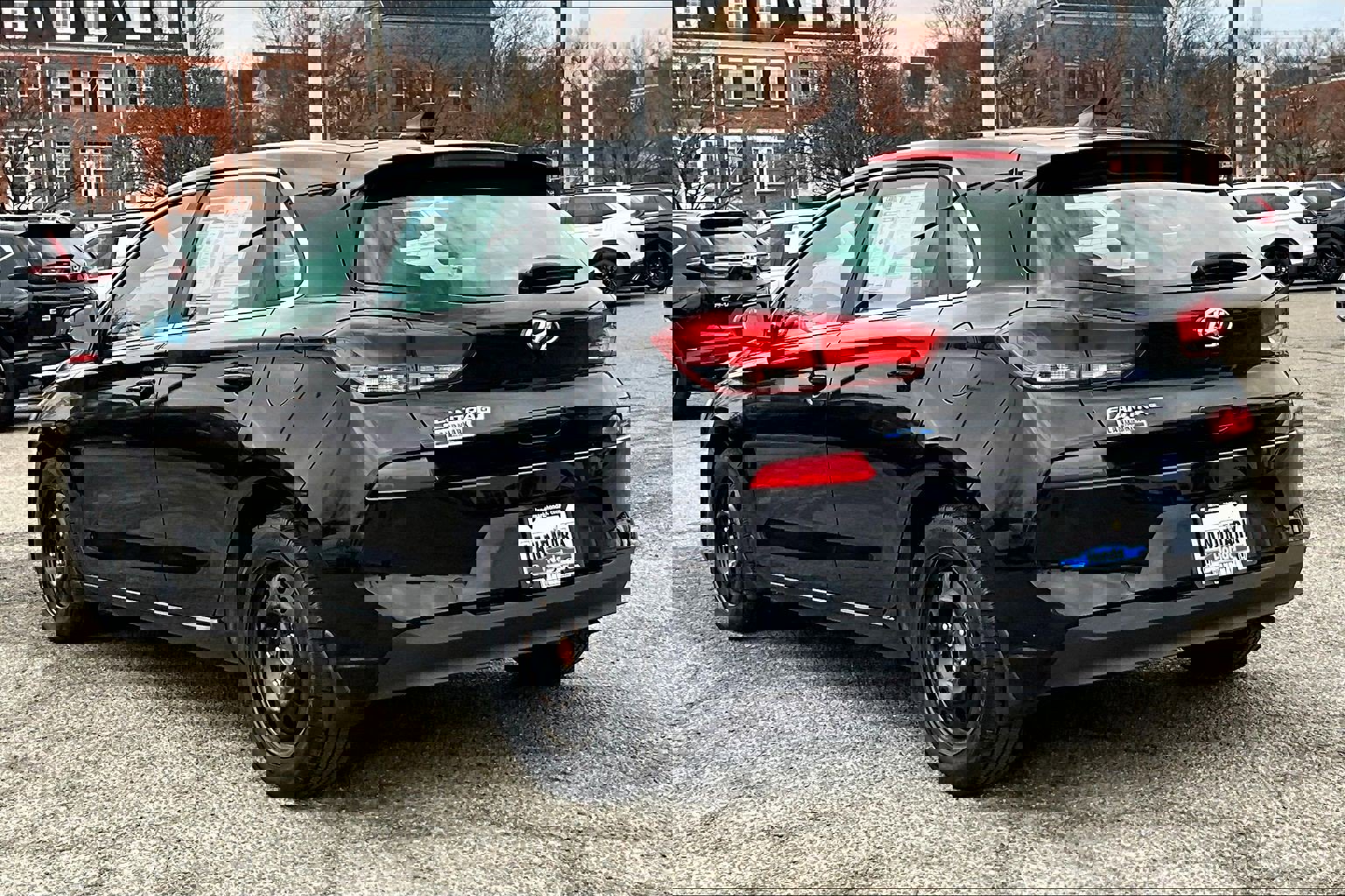 Used 2018 Hyundai Elantra GT image 12