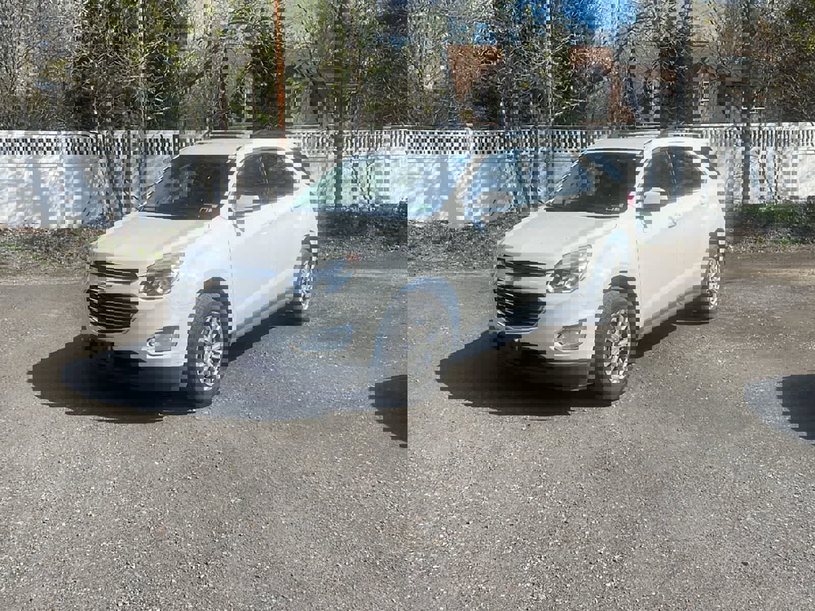 Used 2017 Chevrolet Equinox LT w/ Convenience Package image 1