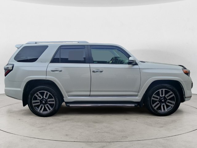 Used 2015 Toyota 4Runner Limited AWD/4WD image 4