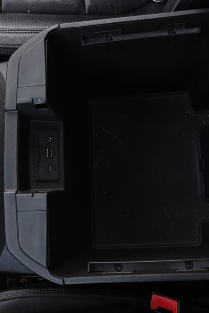 Used 2020 Chevrolet Silverado 1500 High Country w/ Technology Package image 29