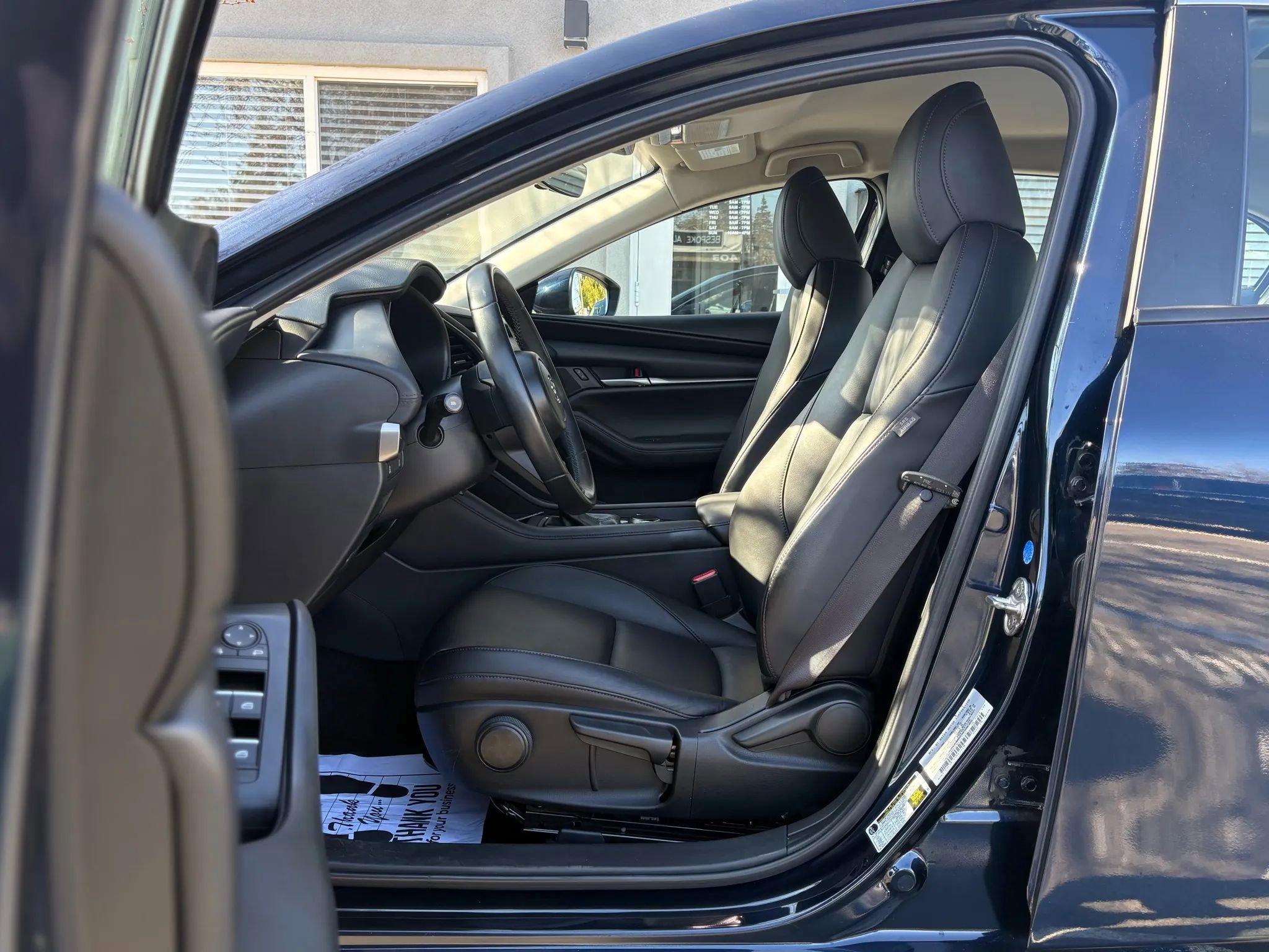 Used 2021 MAZDA MAZDA3 s image 9