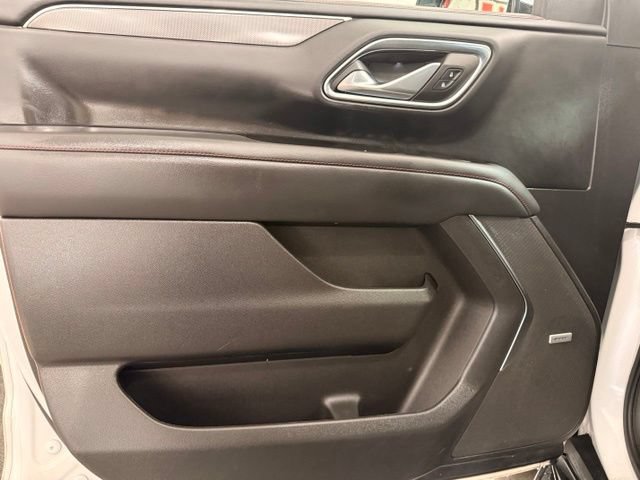 Used 2023 Chevrolet Suburban RST w/ Luxury Package AWD/4WD image 10