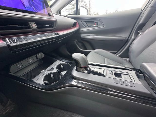 Used 2023 Toyota Prius Prime FWD image 16
