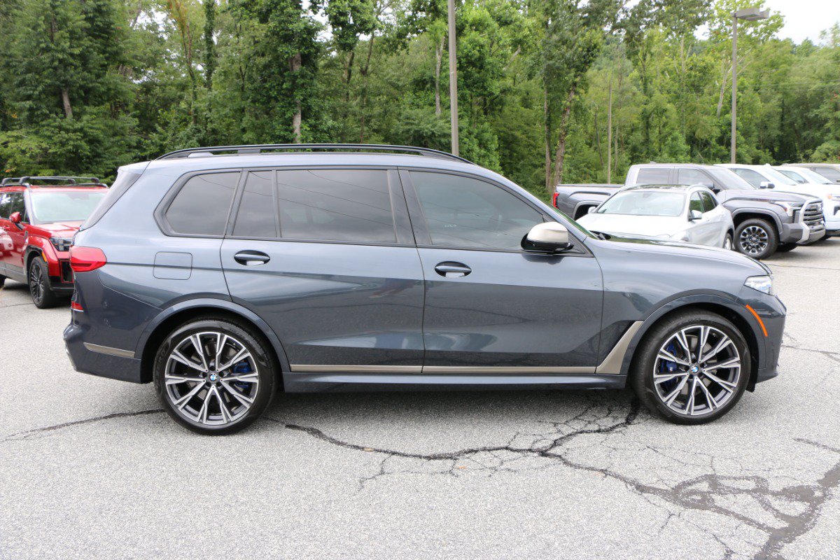 Used 2021 BMW X7 M50i w/ Executive Package AWD/4WD image 9