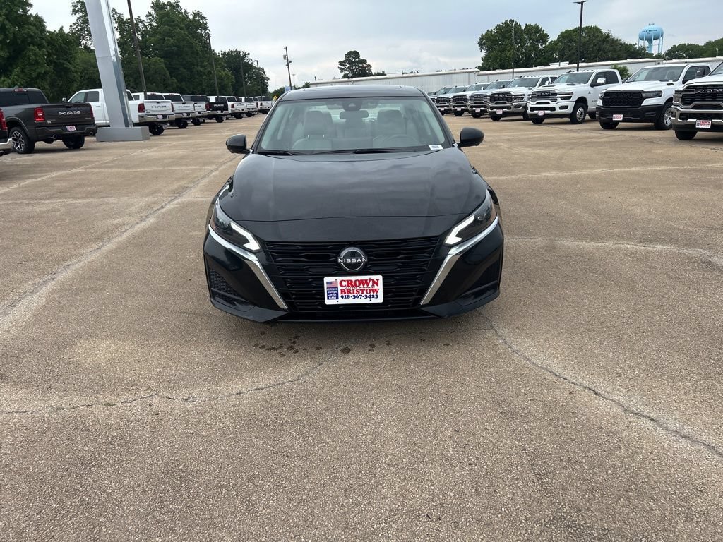 Used 2023 Nissan Altima 2.5 SL FWD image 6