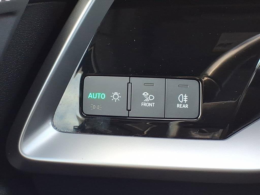 Used 2024 Audi A3 2.0T Premium image 26