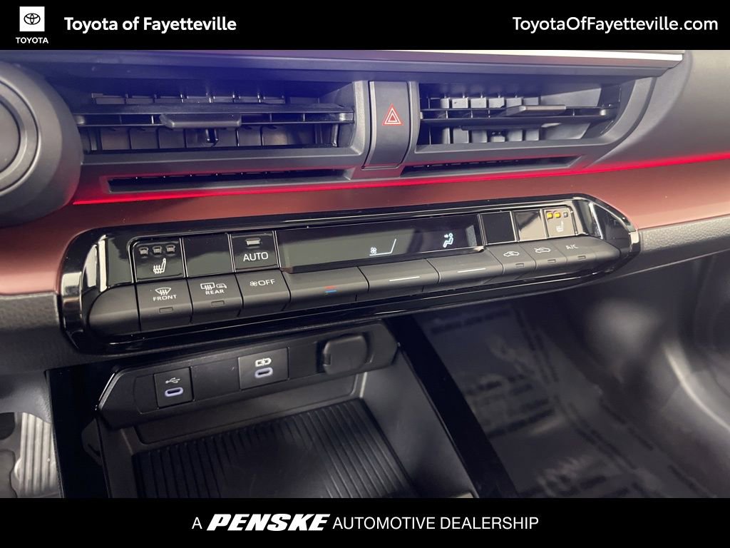 Used 2024 Toyota Prius Prime XSE Premium image 65