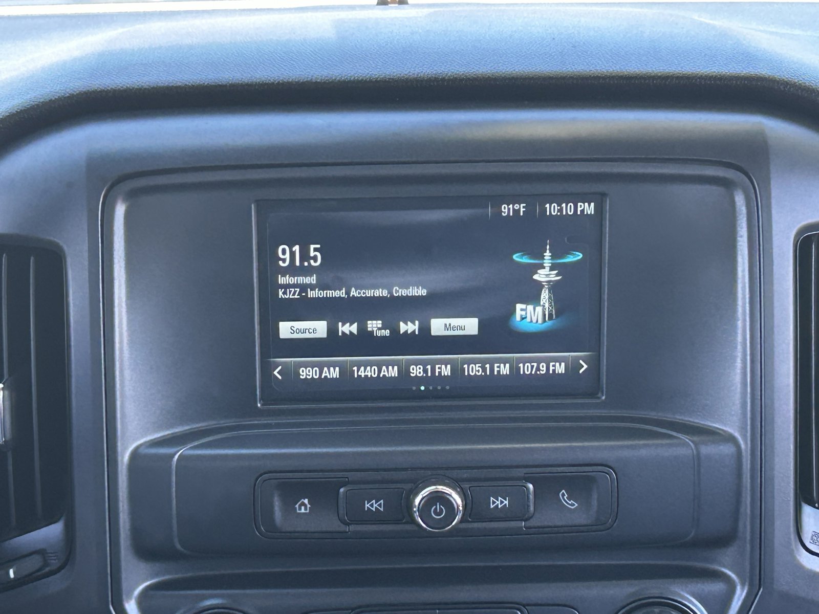 Used 2018 Chevrolet Silverado 1500 Custom RWD image 18