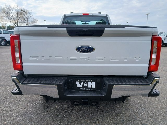 New 2026 Ford F350 XL image 4