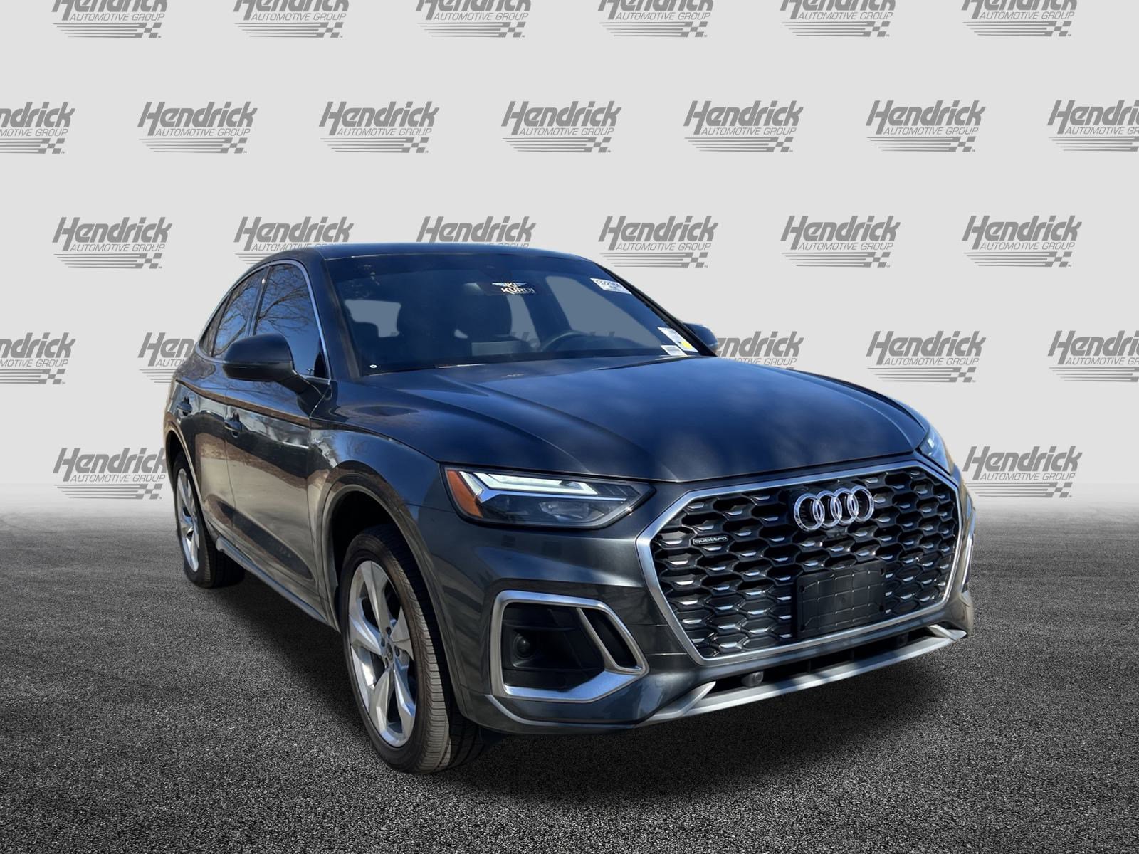 Used 2024 Audi Q5 2.0T Premium Plus w/ Premium Plus Package image 2