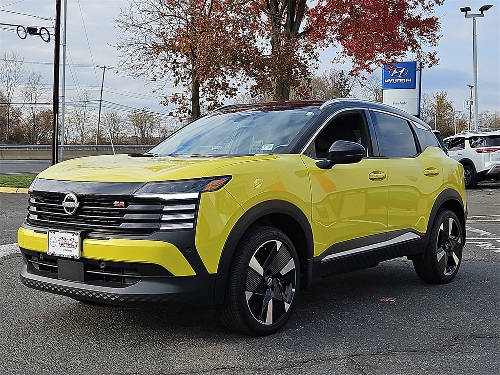 Certified 2025 Nissan Kicks SR w/ Illumination Package image 4