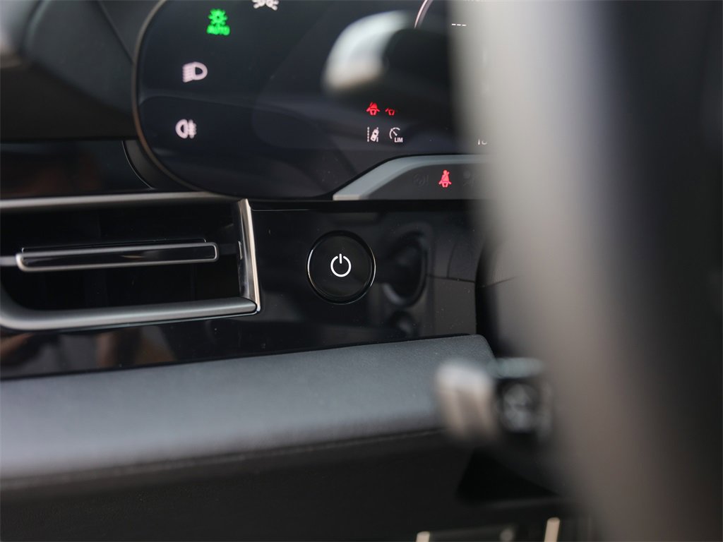 Used 2025 Porsche Taycan 4S image 19