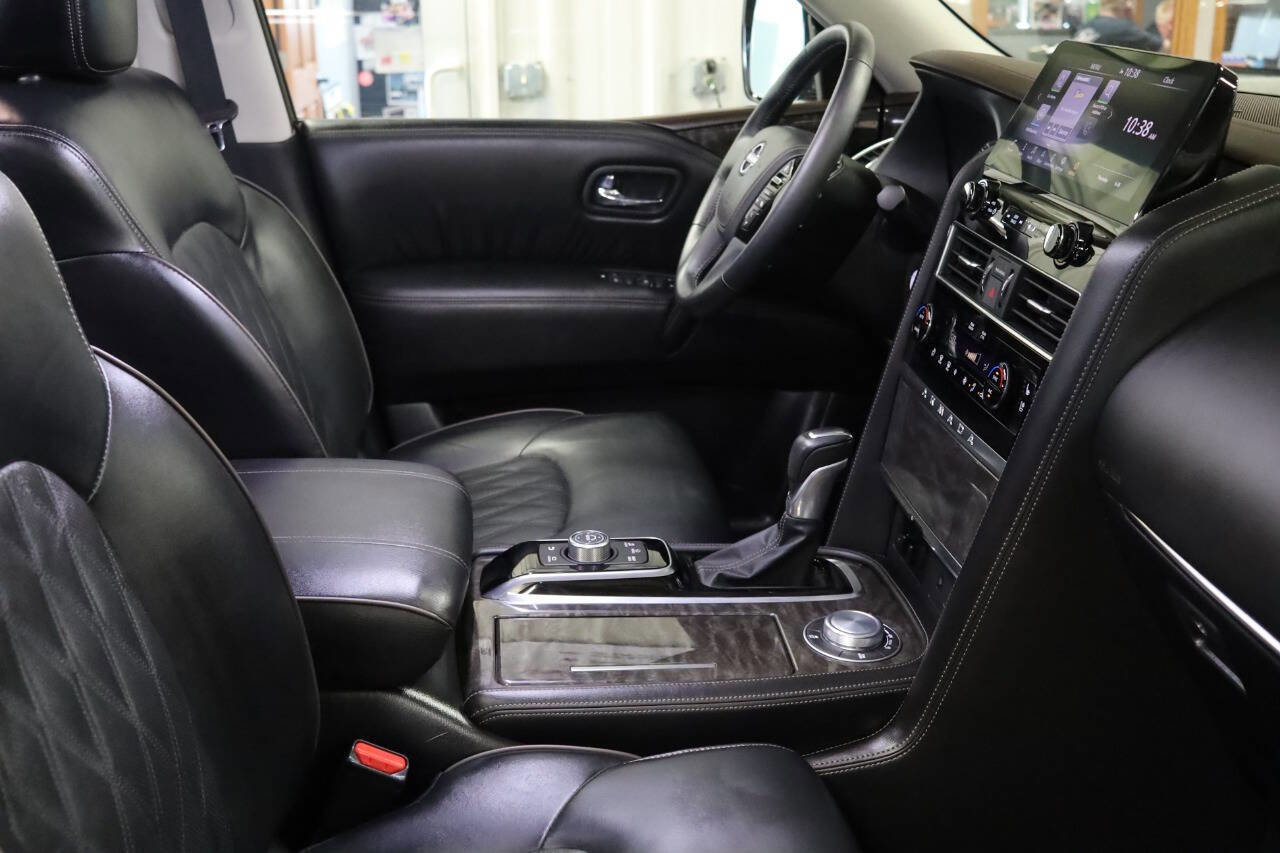 Used 2024 Nissan Armada Platinum w/ Captain's Chairs Package image 37