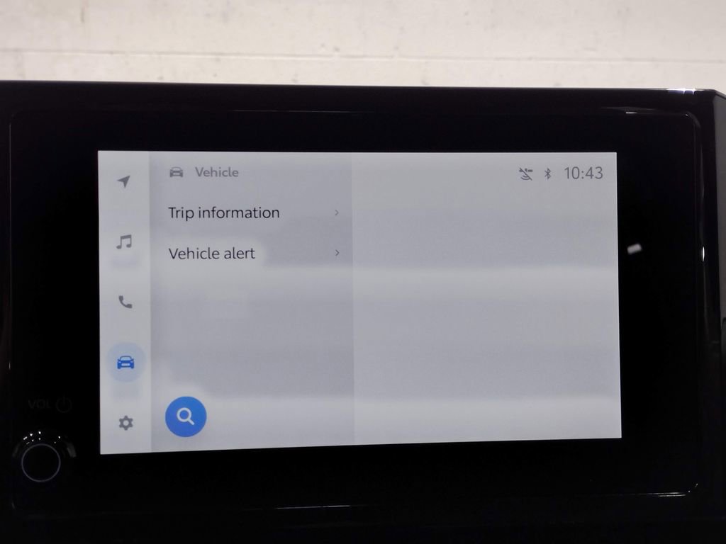 Used 2024 Toyota Corolla Cross L image 25