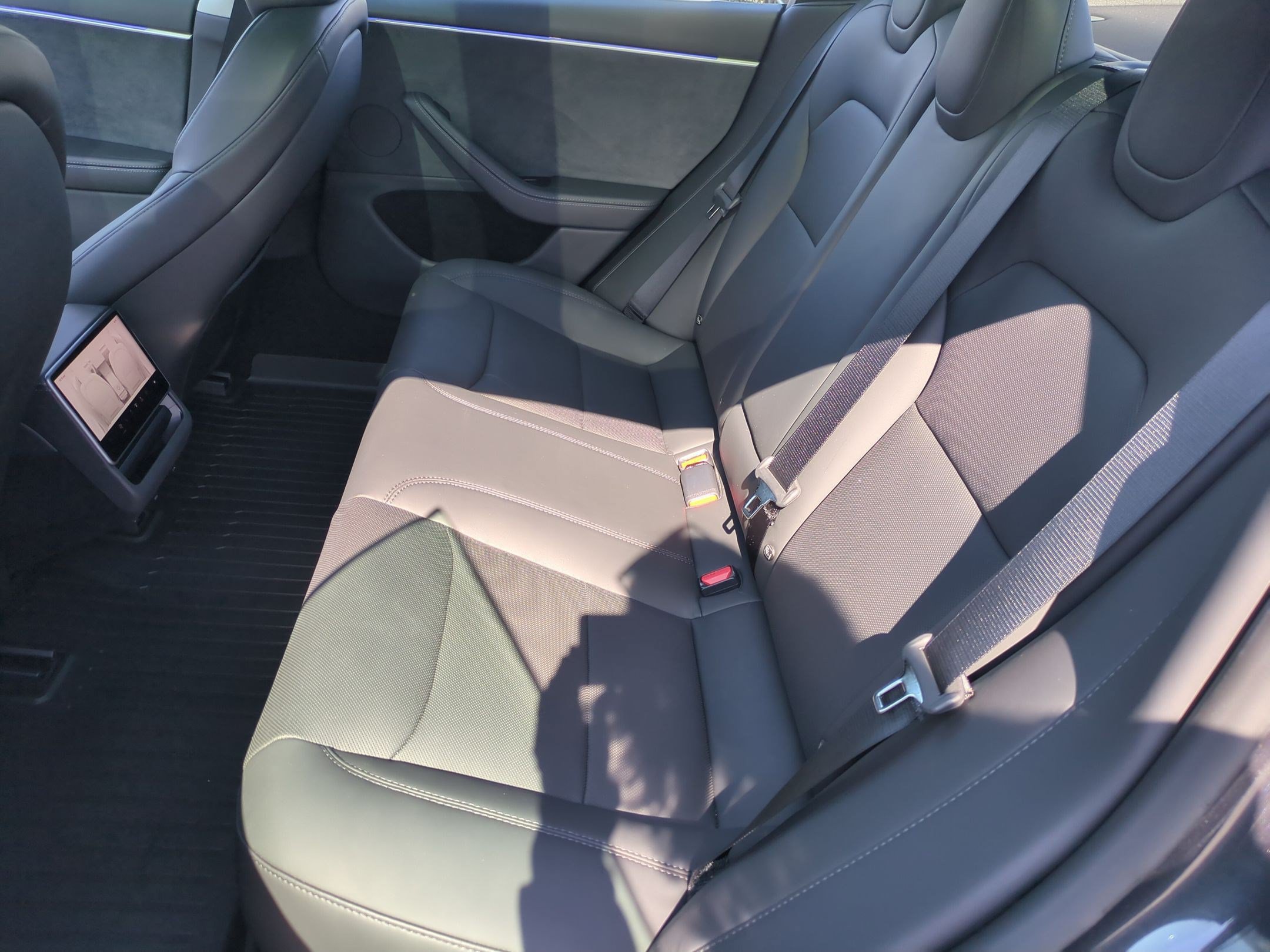 Used 2024 Tesla Model 3 Long Range AWD/4WD image 29