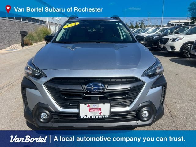 Used 2024 Subaru Outback Premium AWD/4WD image 2