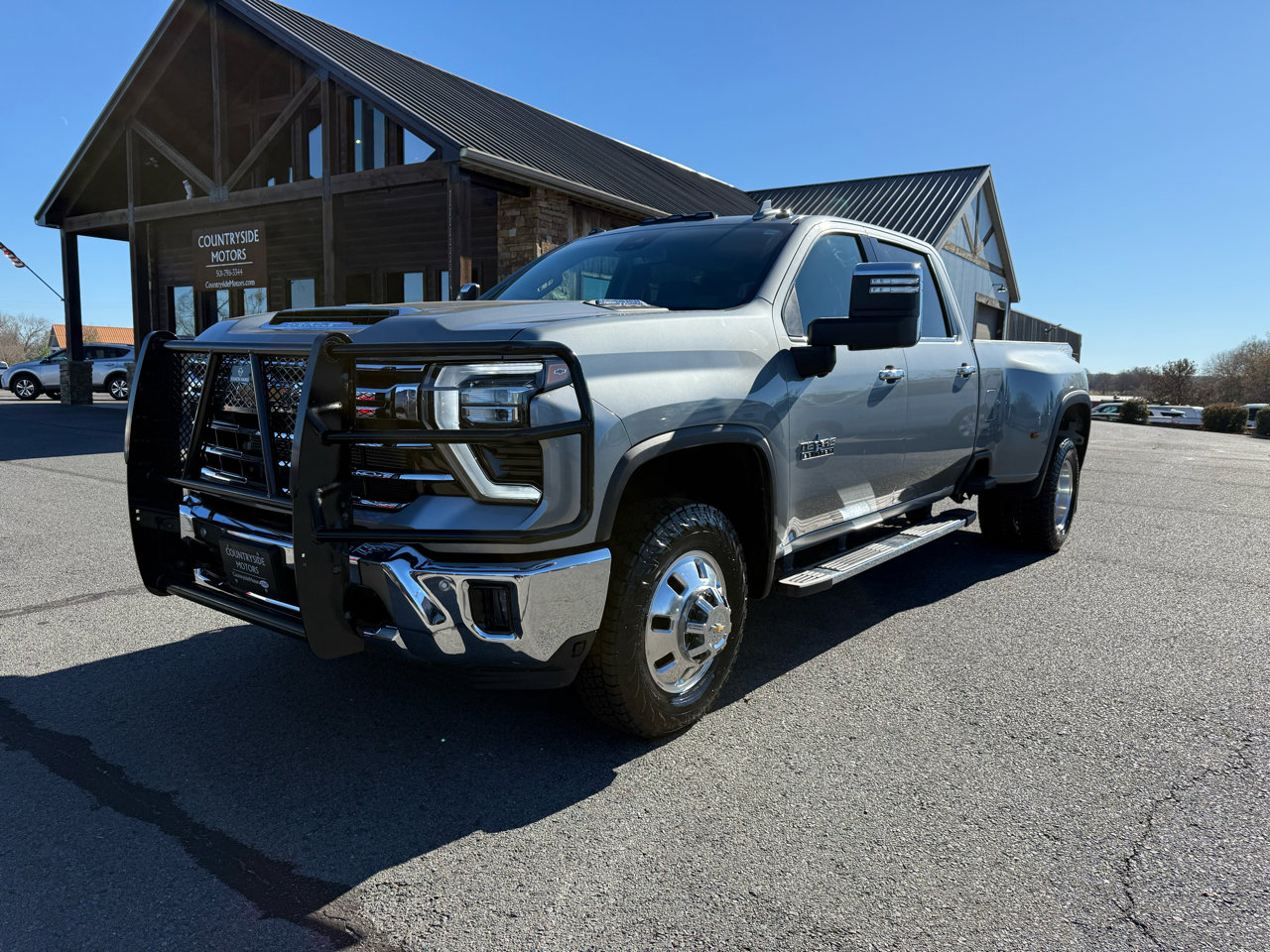 Used 2025 Chevrolet Silverado 3500 LTZ w/ LTZ Texas Edition image 12