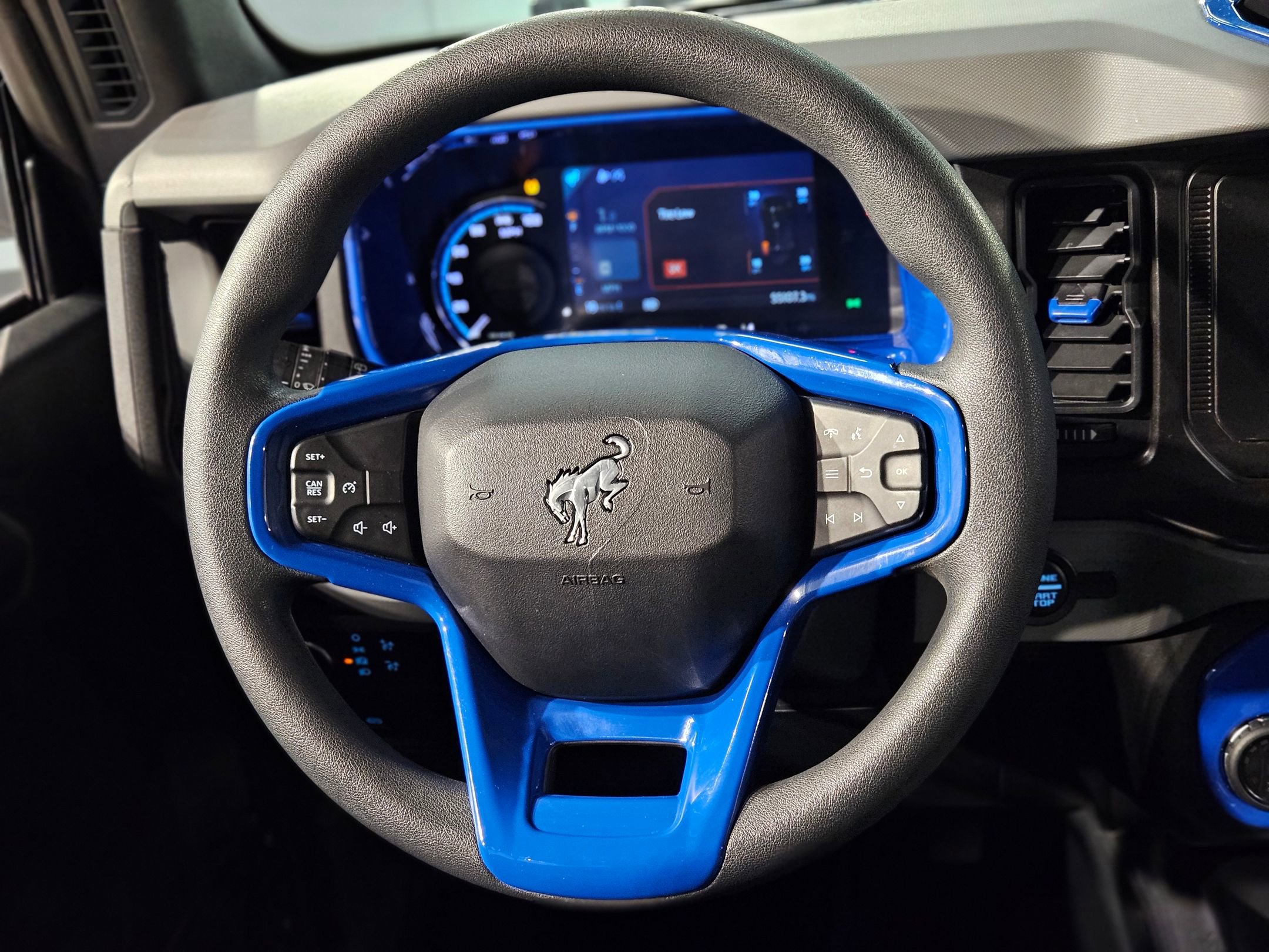 Used 2021 Ford Bronco 4-Door image 25