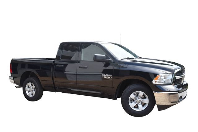 Used 2024 RAM 1500 Classic SLT AWD/4WD image 2