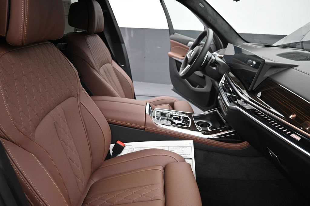 New 2027 BMW X7 M60i AWD/4WD image 21