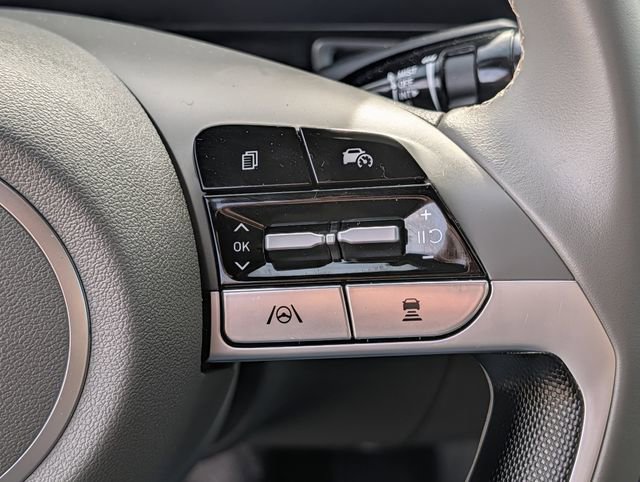 Used 2024 Hyundai Elantra SEL w/ Convenience Package FWD image 21