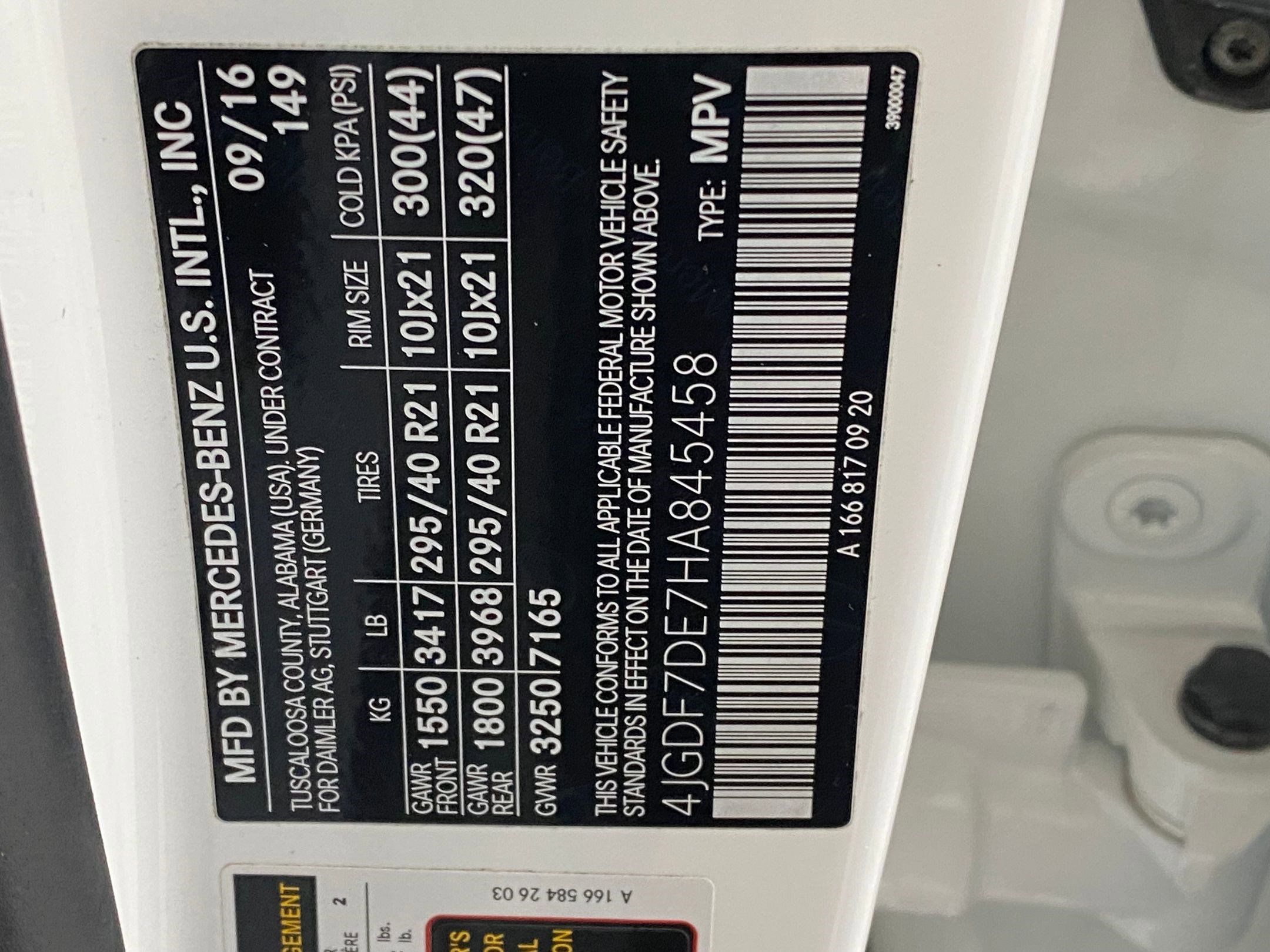 Used 2017 Mercedes-Benz GLS 550 4MATIC image 22