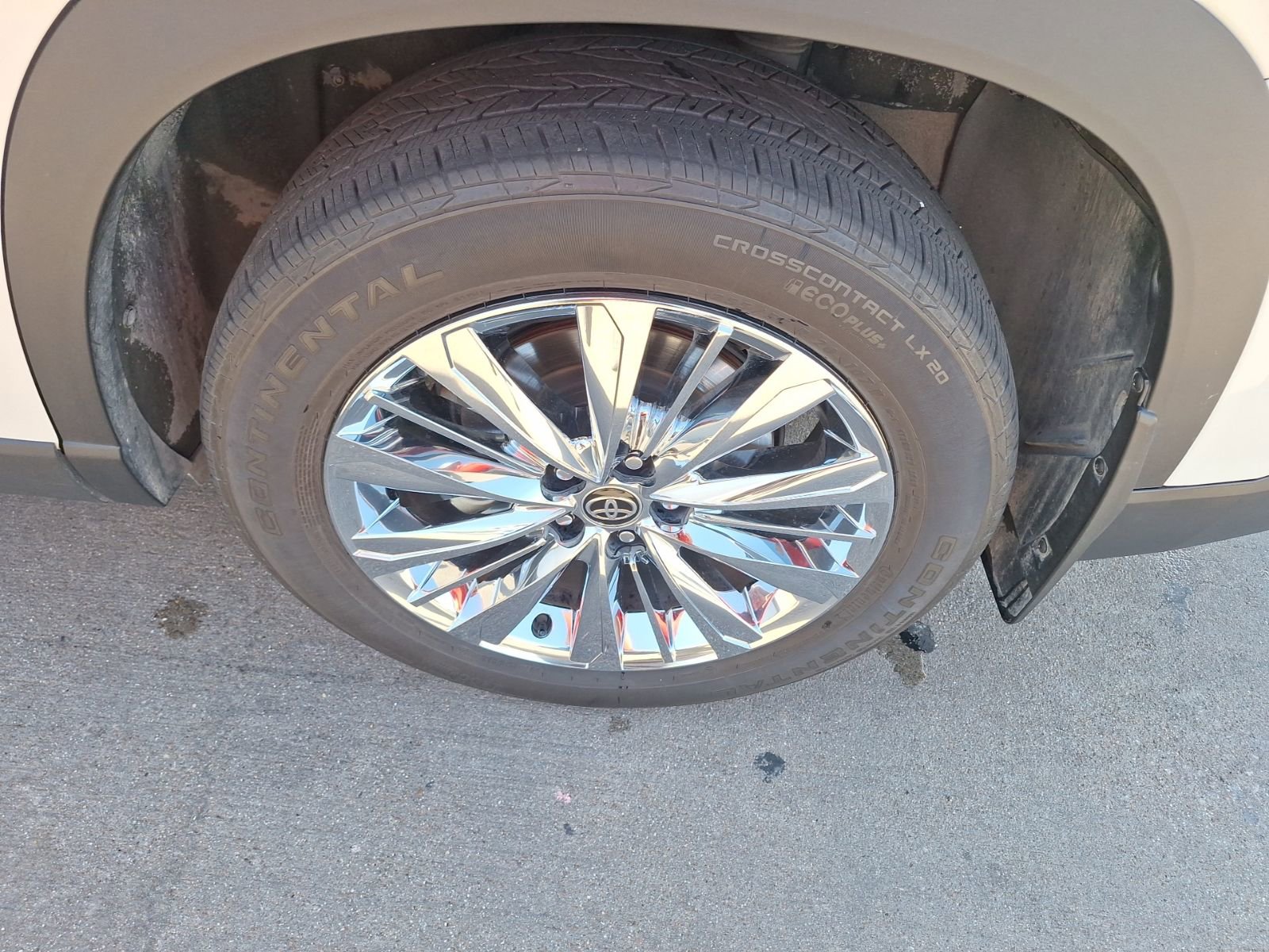 Used 2024 Toyota Grand Highlander Platinum image 11