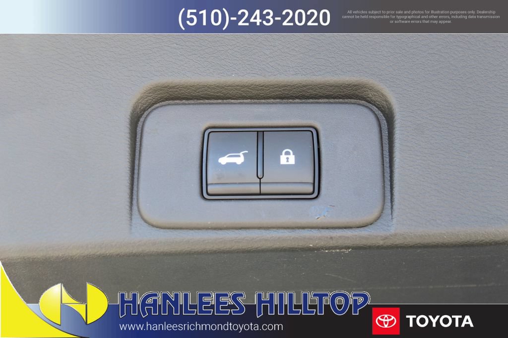 Used 2024 Nissan Rogue SV AWD/4WD image 11