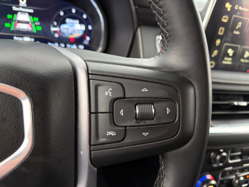 Used 2024 GMC Yukon SLT AWD/4WD image 46
