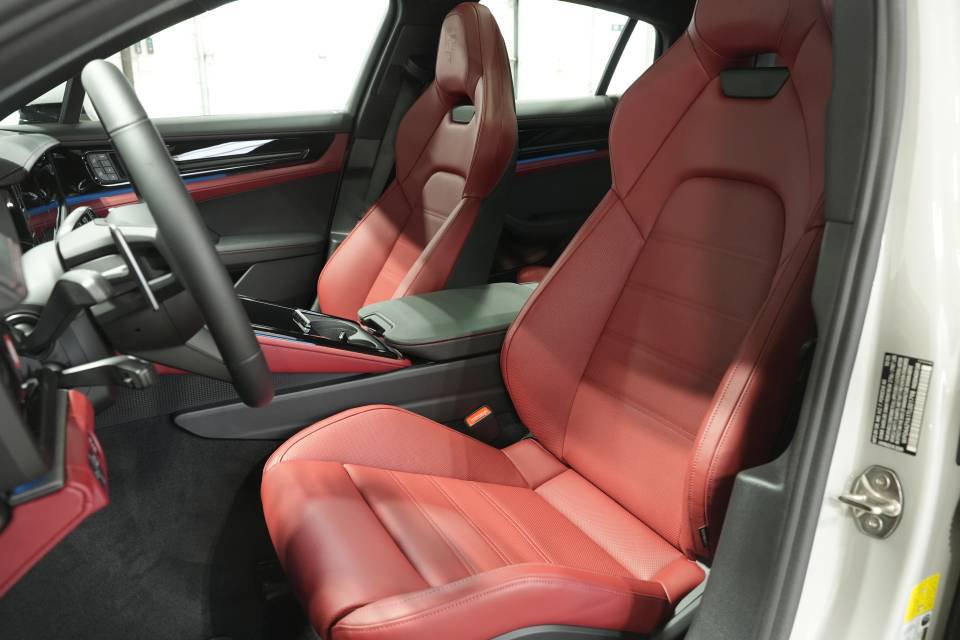 New 2026 Porsche Panamera 4 AWD/4WD image 5