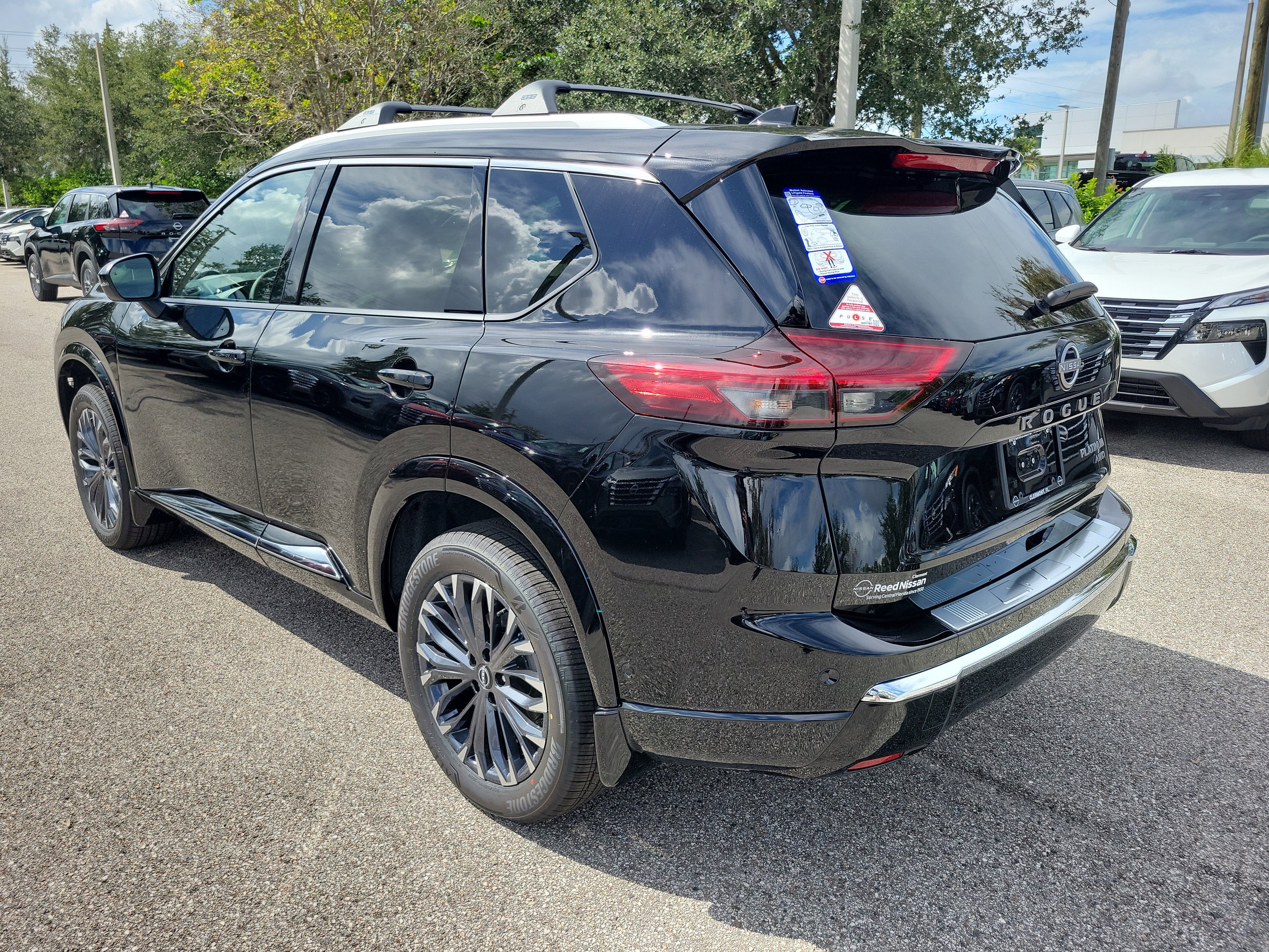 New 2026 Nissan Rogue Platinum image 4