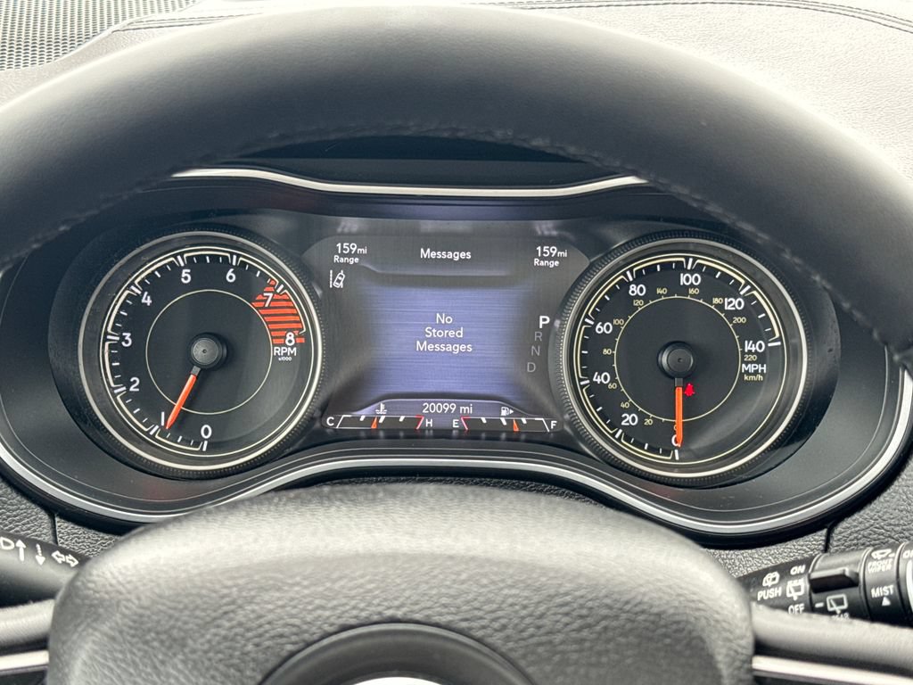 Used 2022 Jeep Cherokee Limited AWD/4WD image 16