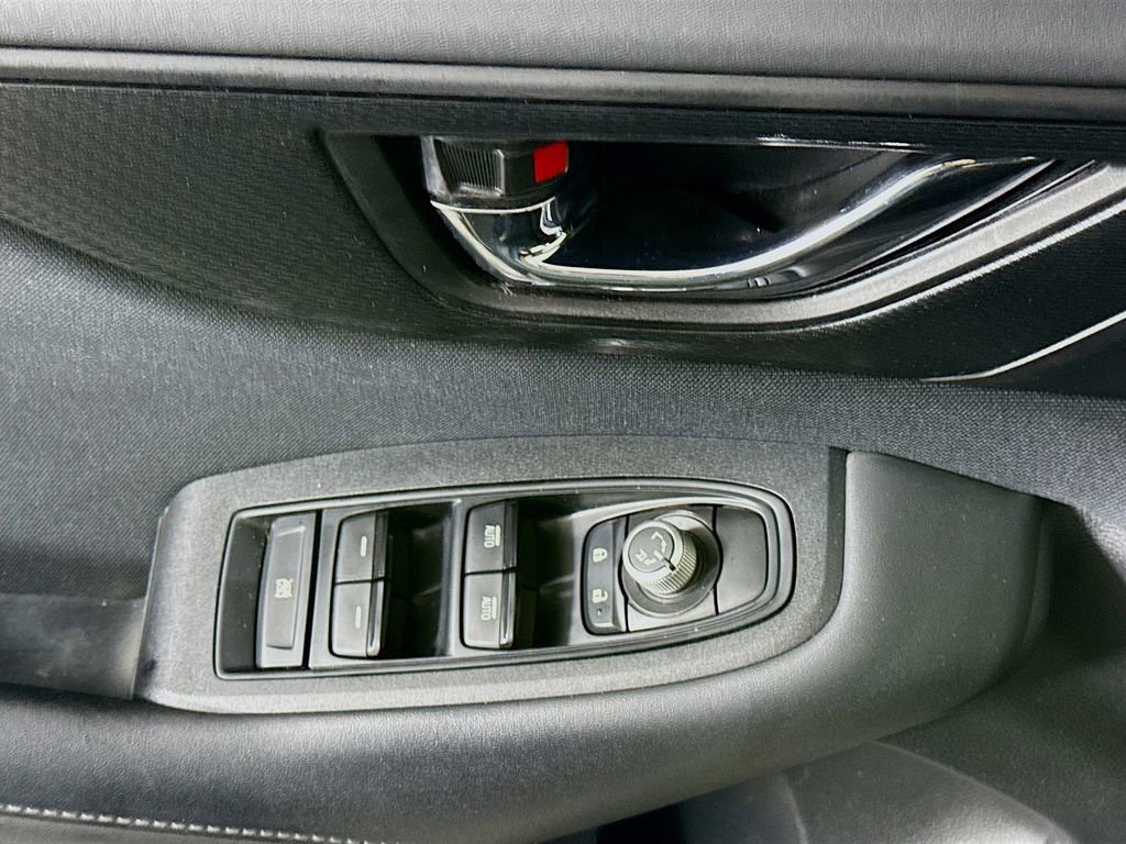 Used 2020 Subaru Outback Premium image 21