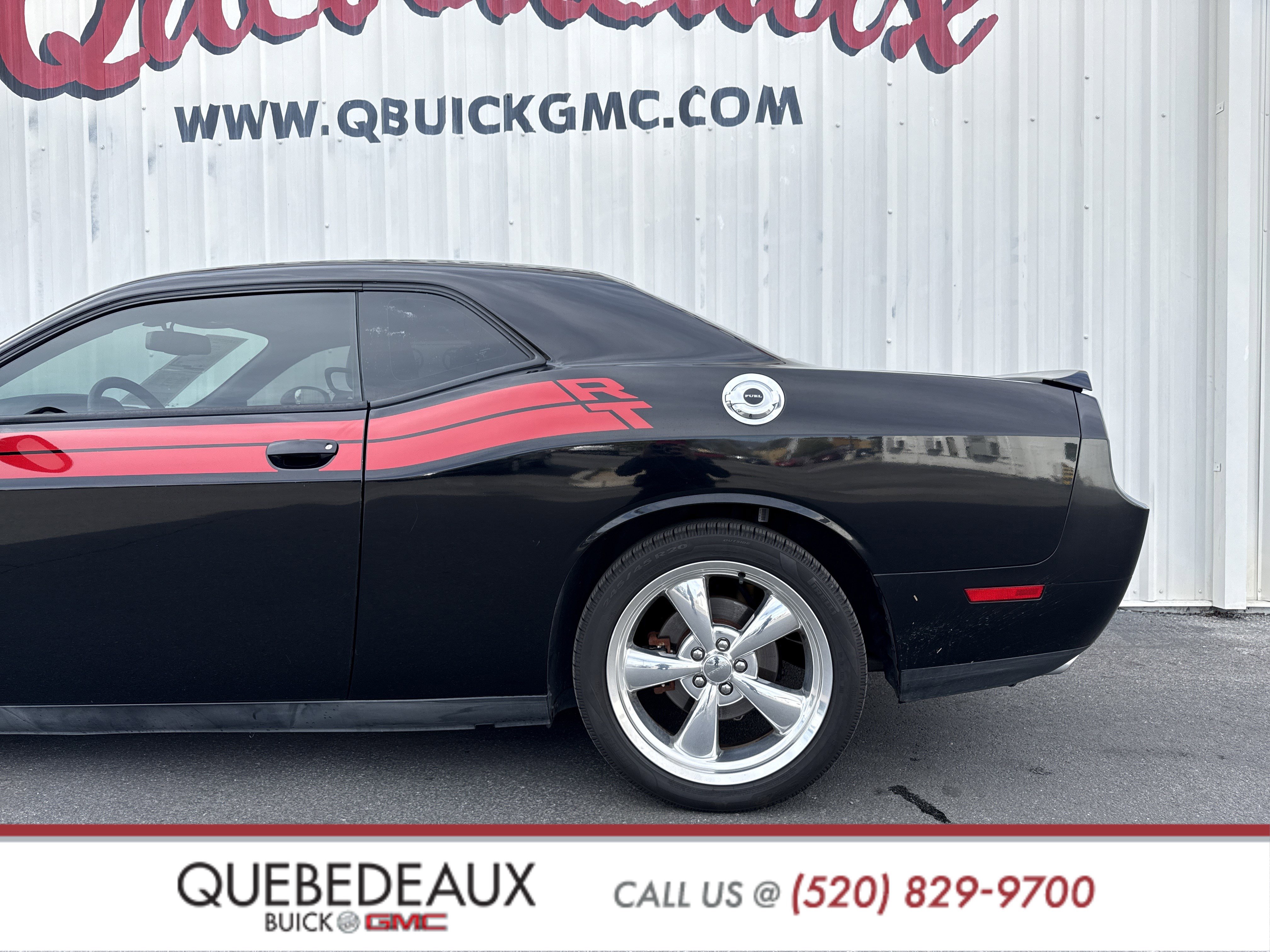 Used 2013 Dodge Challenger R/T image 2