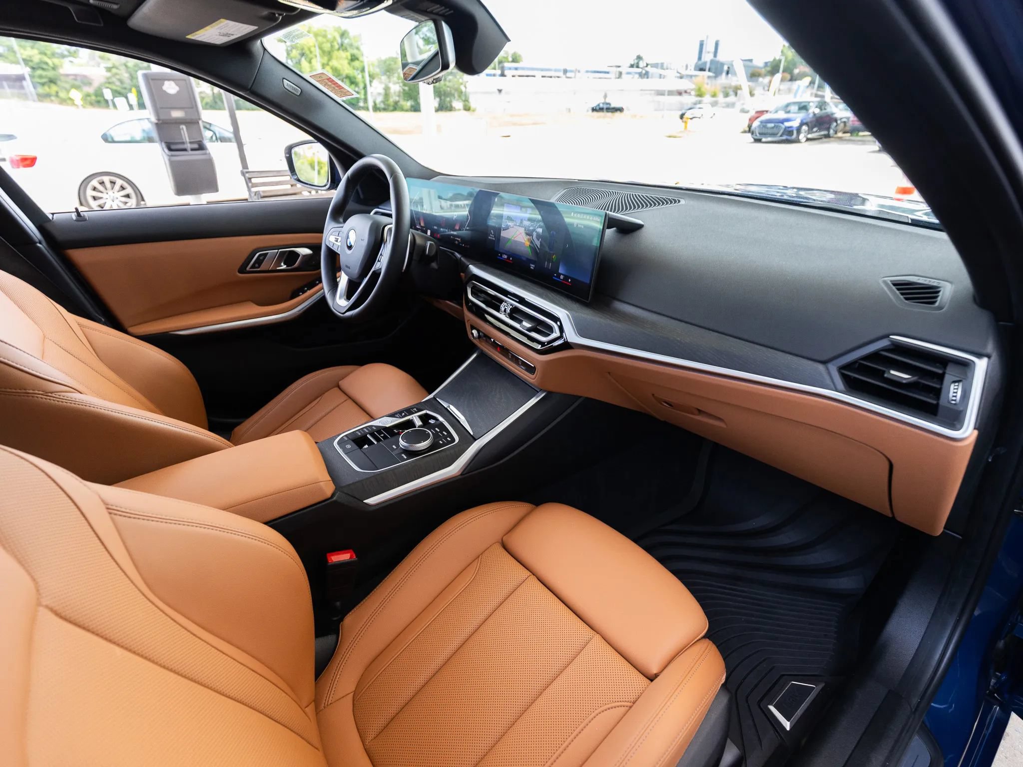 Used 2023 BMW 330i Sedan w/ Driving Assistance Package RWD image 22