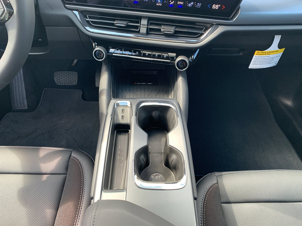 New 2026 Chevrolet Equinox EV RS image 21