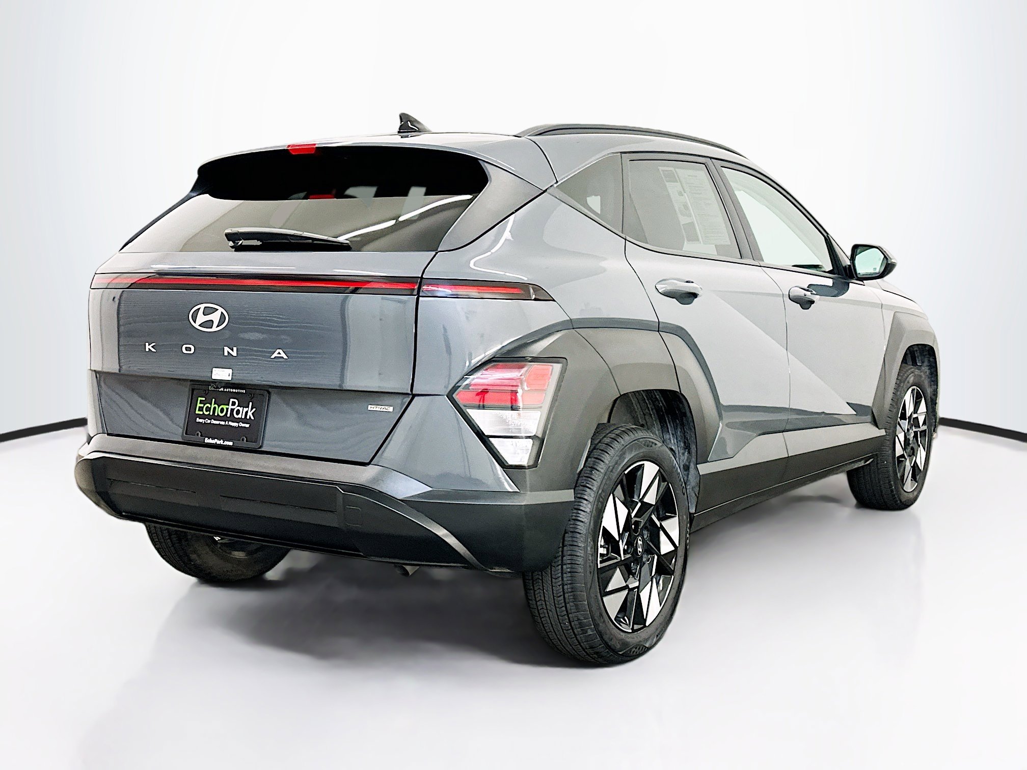 Used 2025 Hyundai Kona SEL image 9