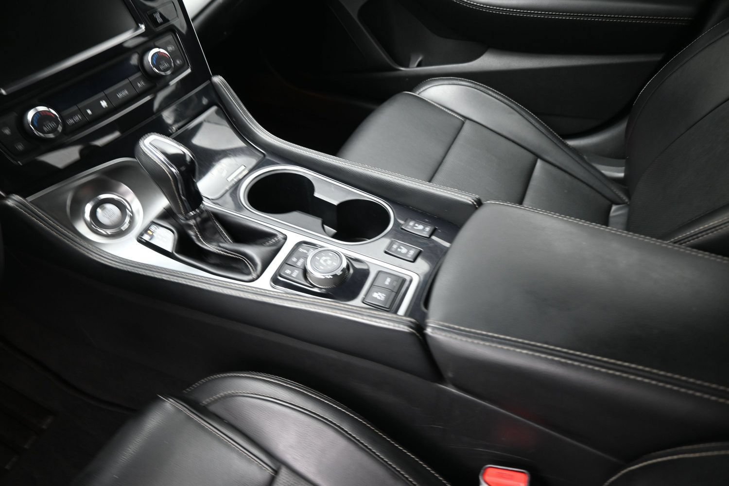 Used 2023 Nissan Maxima SV w/ Floor Mat Group FWD image 31