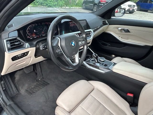 Used 2019 BMW 330i xDrive Sedan w/ Premium Package AWD/4WD image 14