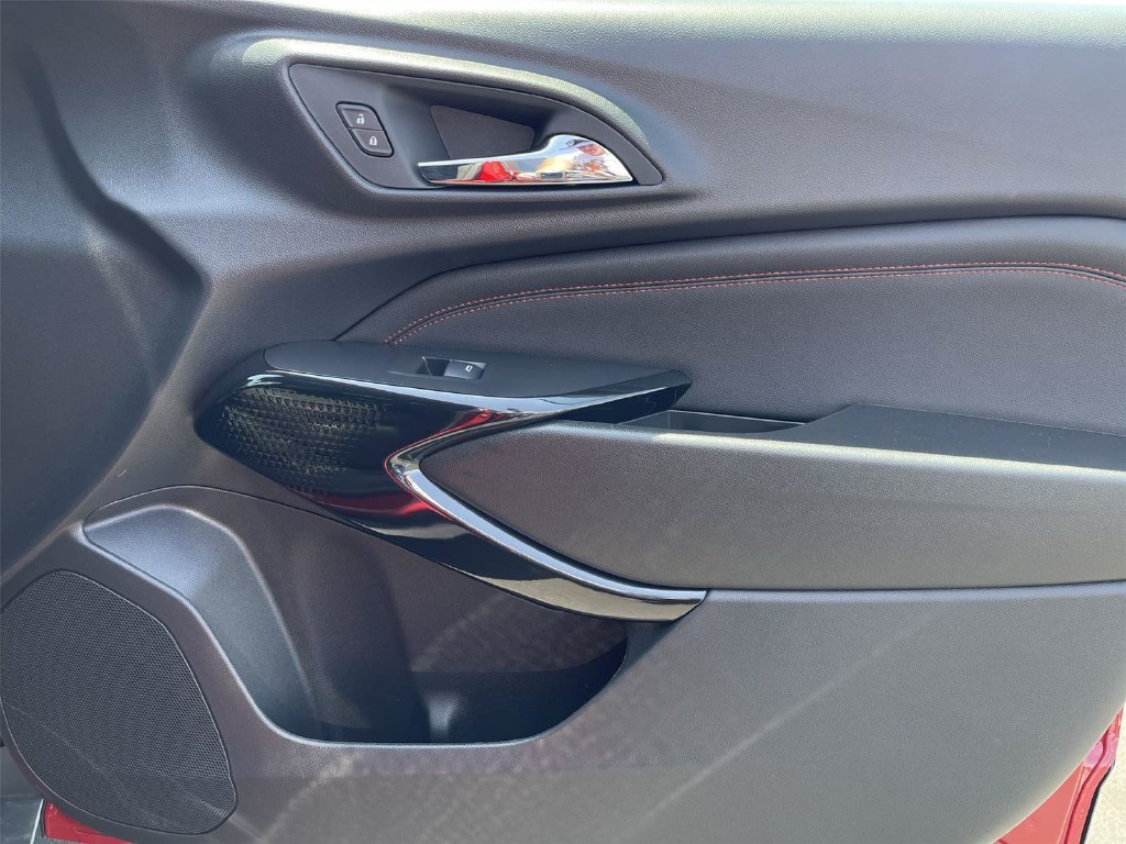 New 2026 Chevrolet Trax RS w/ Driver Confidence Package FWD image 30